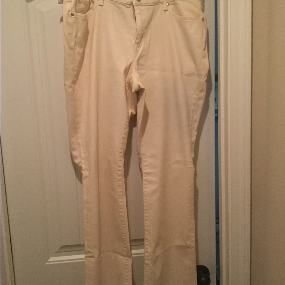 Women’s jeans